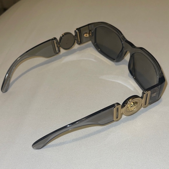 Versace Medusa Biggie Sunglasses - Transparent Gray - Picture 1 of 9